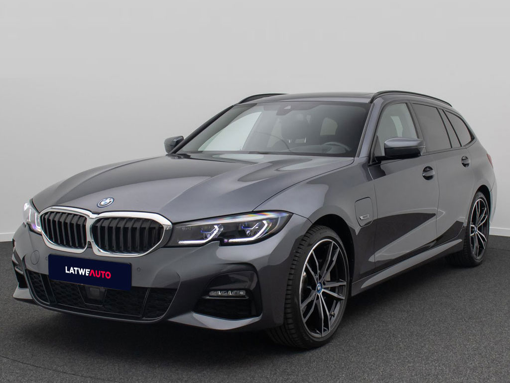 BMW-330d xDrive Touring-BMW 330d xDrive Touring-2