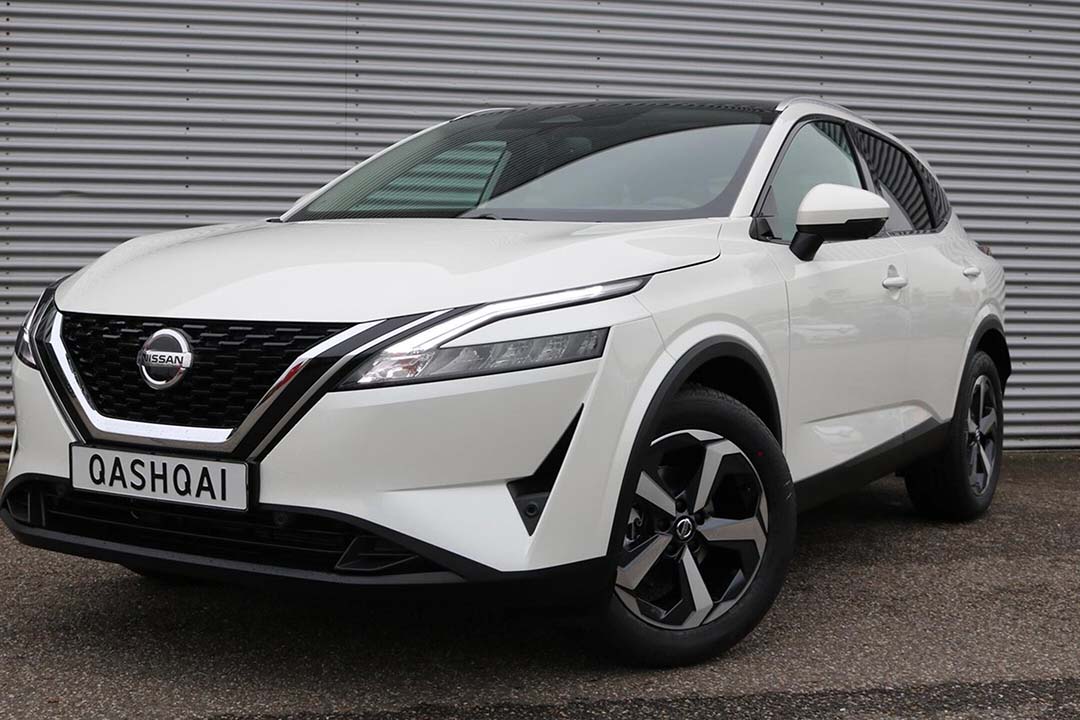 Nissan-Qashqai-1.3 DIG-T N-Connecta Stylistyczny MHEV-4