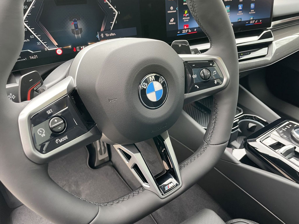 BMW-540d xDrive Tourning Pakiet M Pro-BMW 540d xDrive Tourning Pakiet M Pro-8