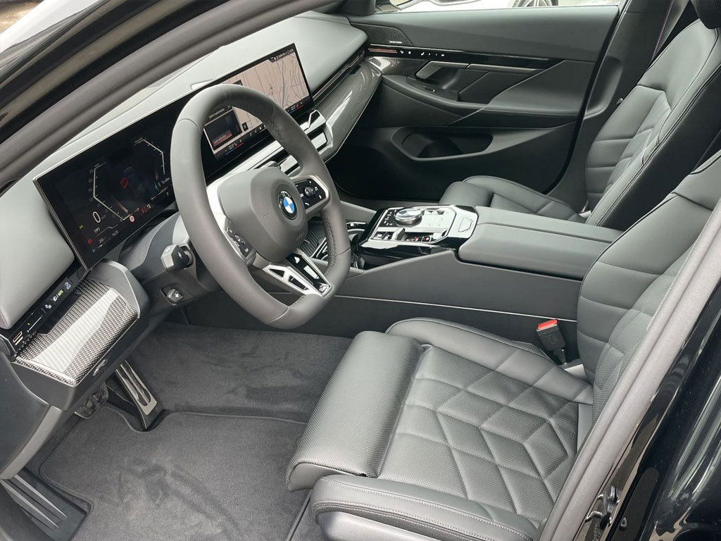 BMW-540d xDrive Tourning Pakiet M Pro-BMW 540d xDrive Tourning Pakiet M Pro-5