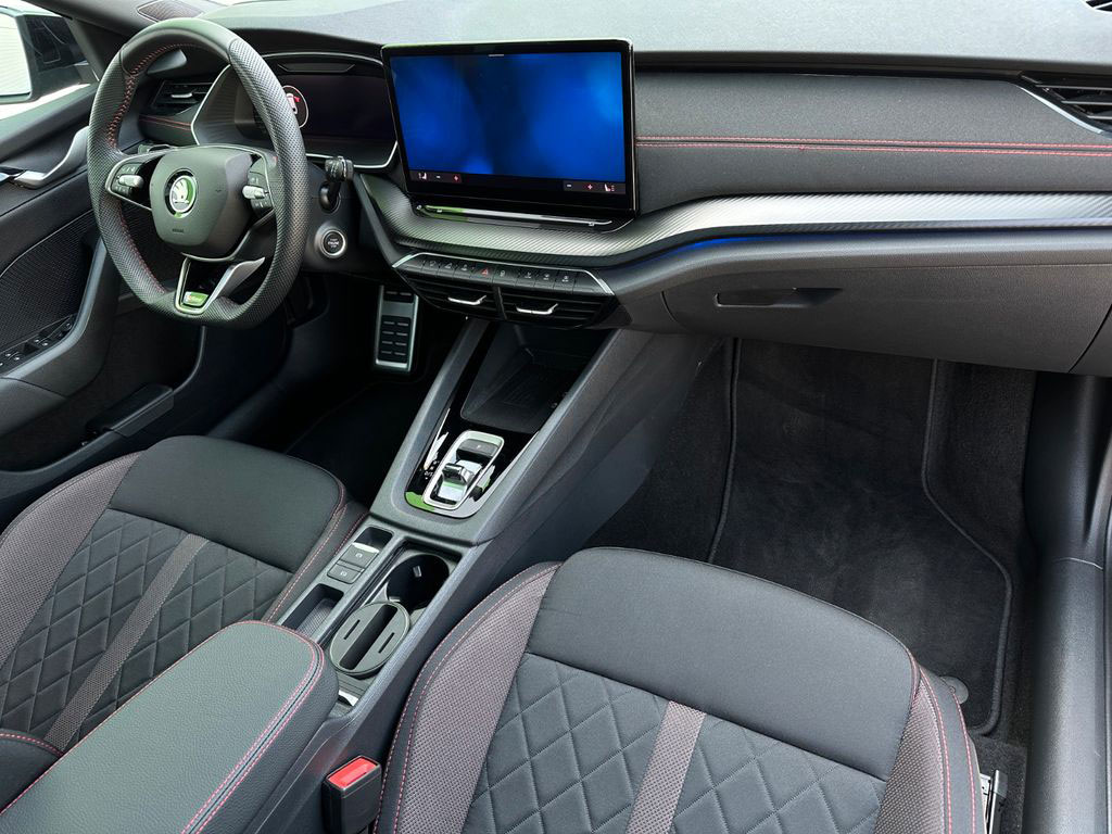 Škoda-Octavia RS 2,0 TSI 265 KM-Škoda Octavia RS 2,0 TSI 265 KM-6
